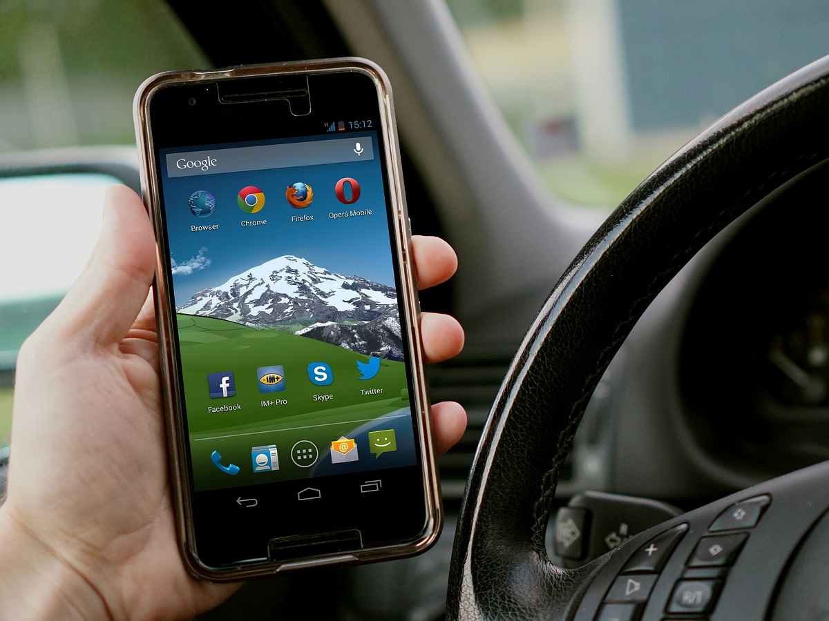 Le migliori app per gli automobilisti digital